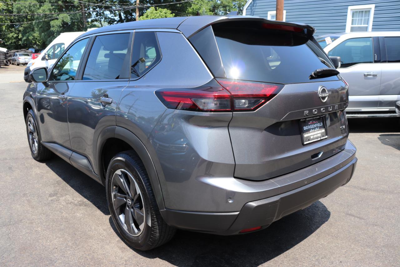Nissan Rogue FWD SV 2024