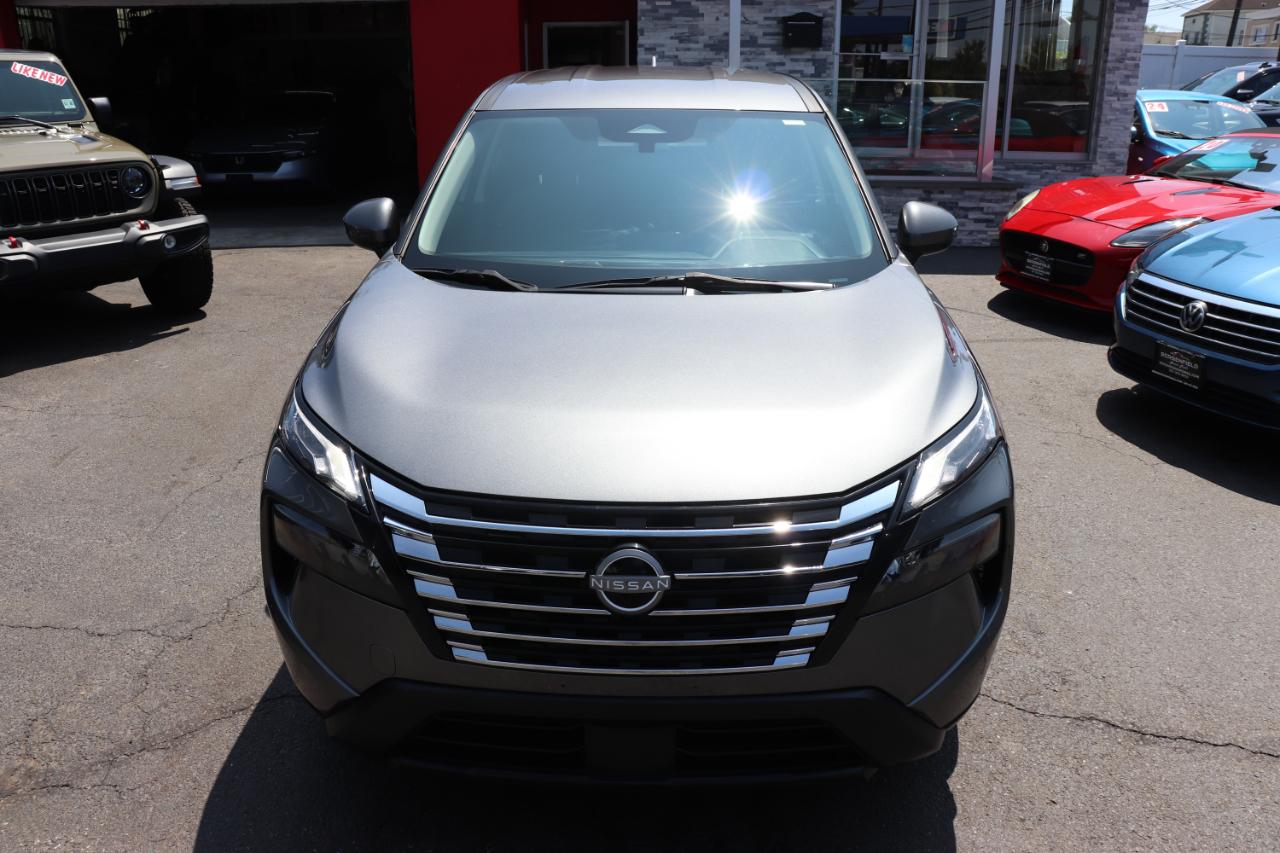 Nissan Rogue FWD SV 2024