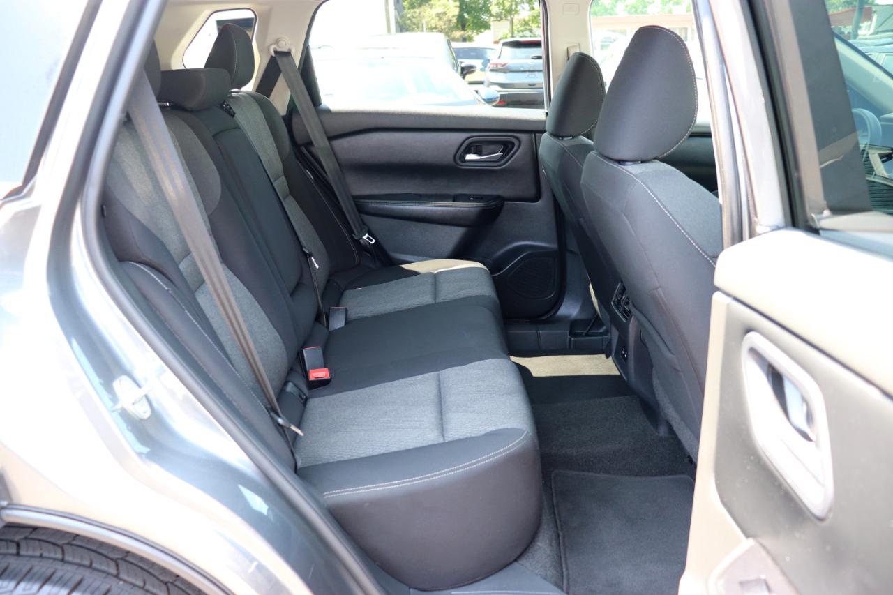Nissan Rogue FWD SV 2024