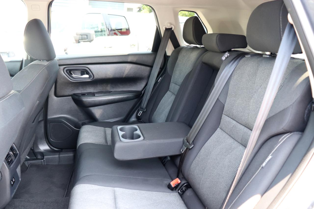 Nissan Rogue FWD SV 2024