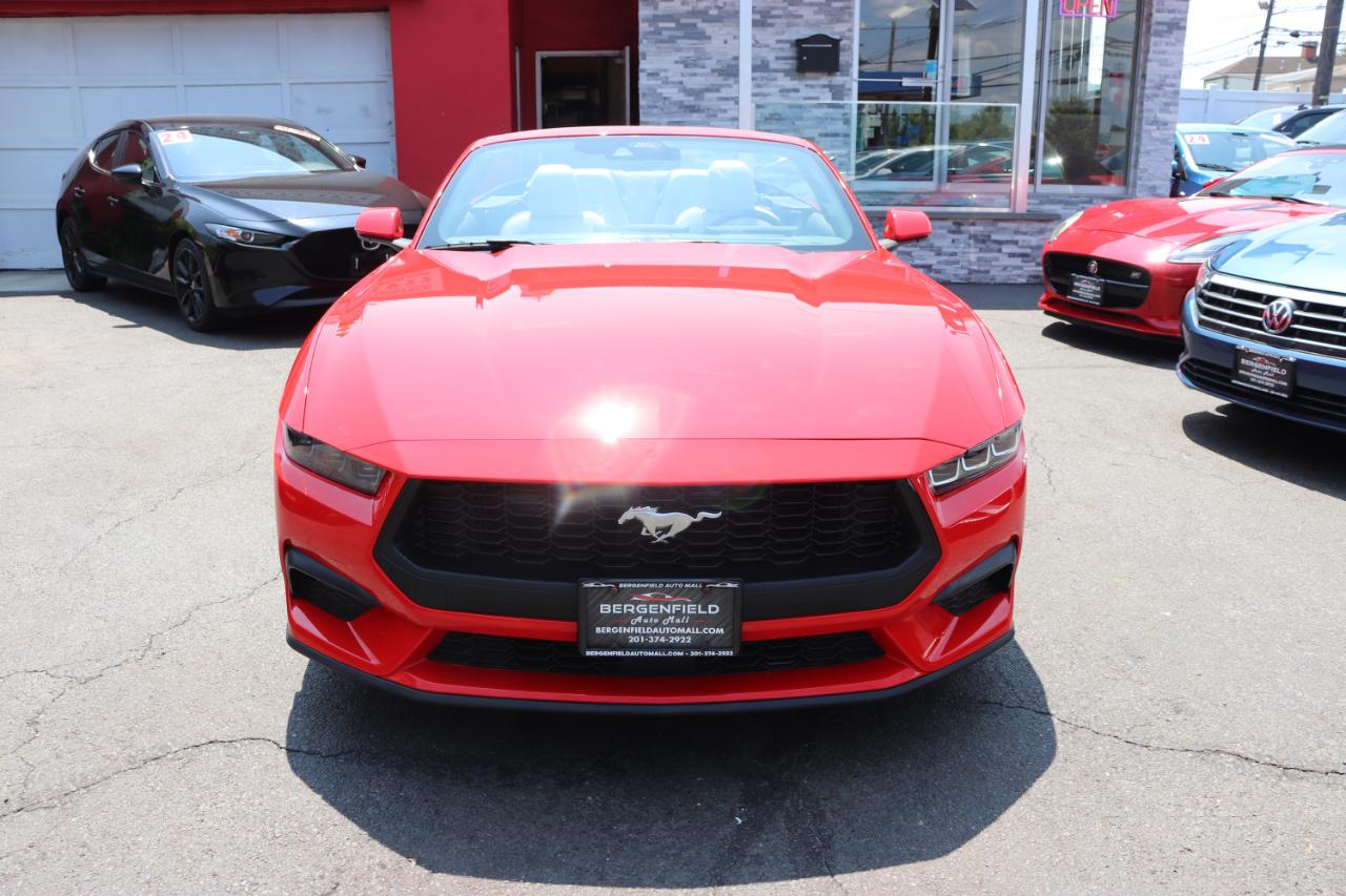 Ford Mustang EcoBoost Convertible 2026