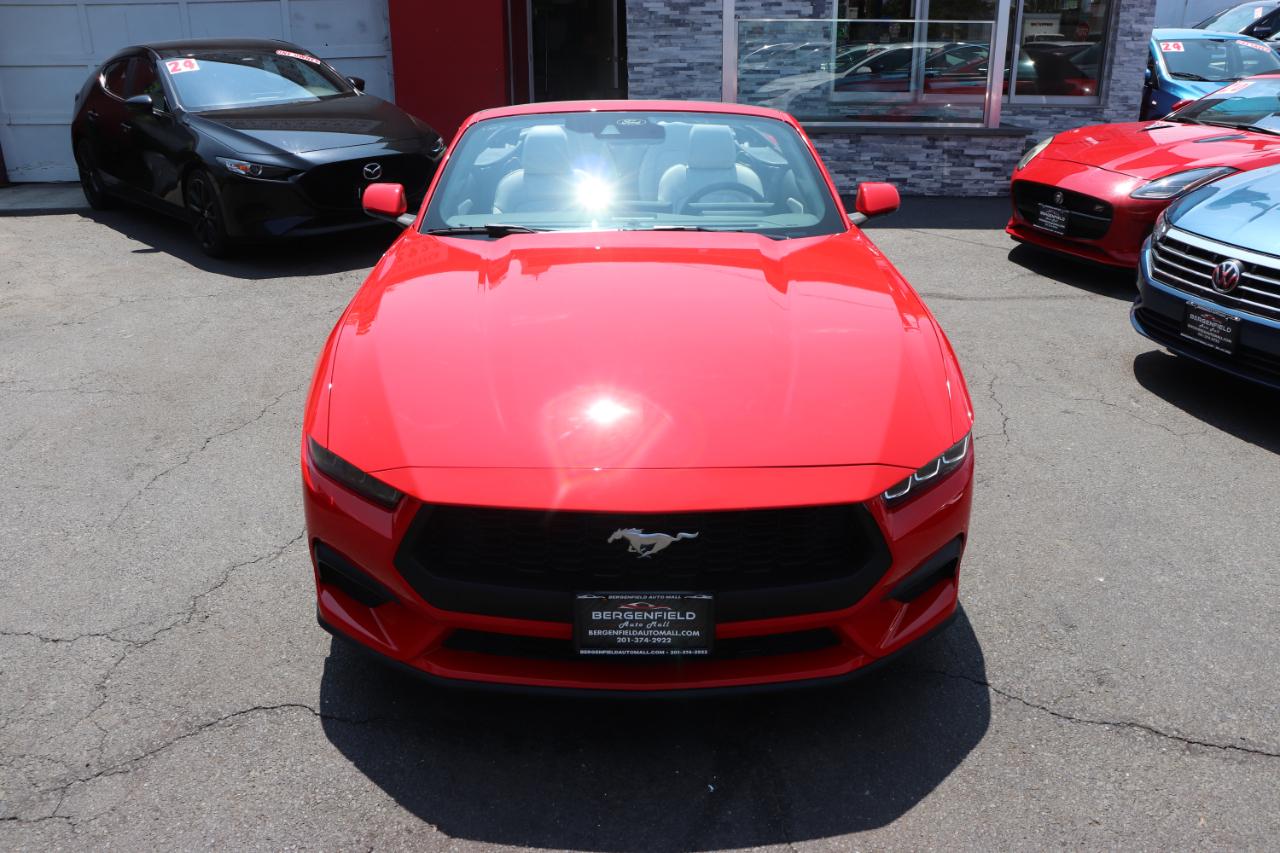 Ford Mustang EcoBoost Convertible 2026
