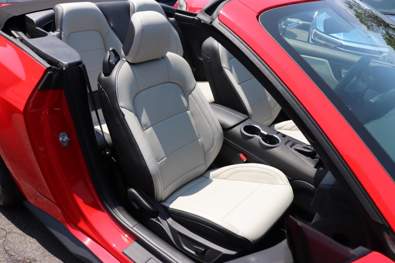 Ford Mustang EcoBoost Convertible 2026