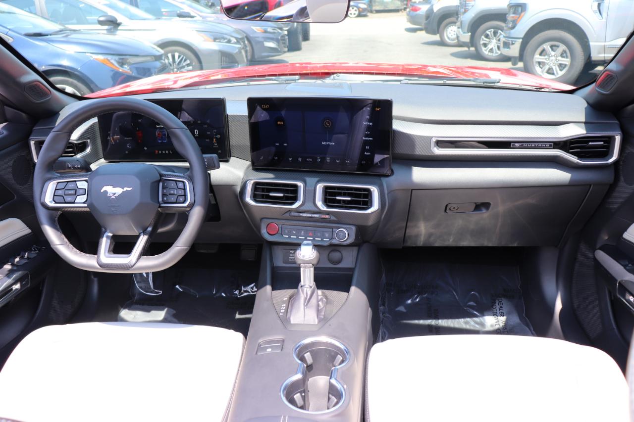Ford Mustang EcoBoost Convertible 2026