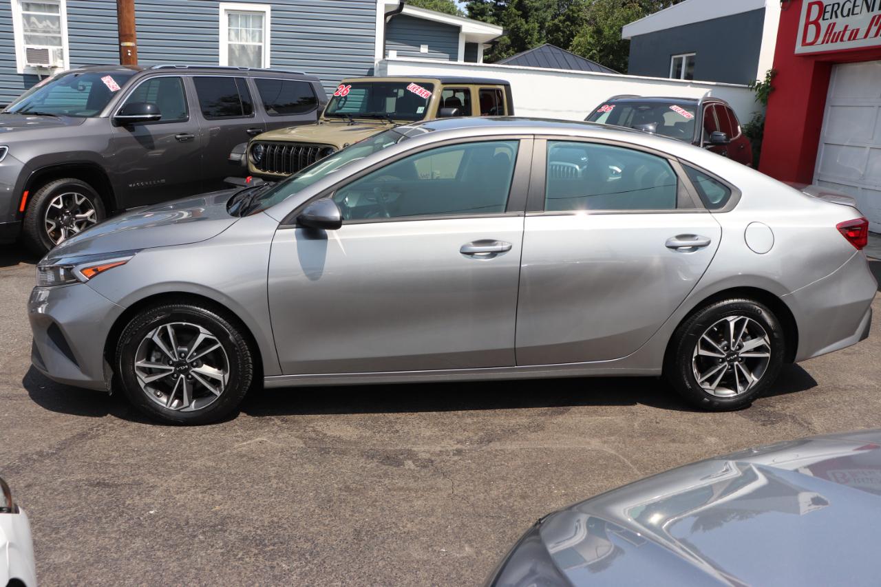 Kia Forte LXS IVT 2024