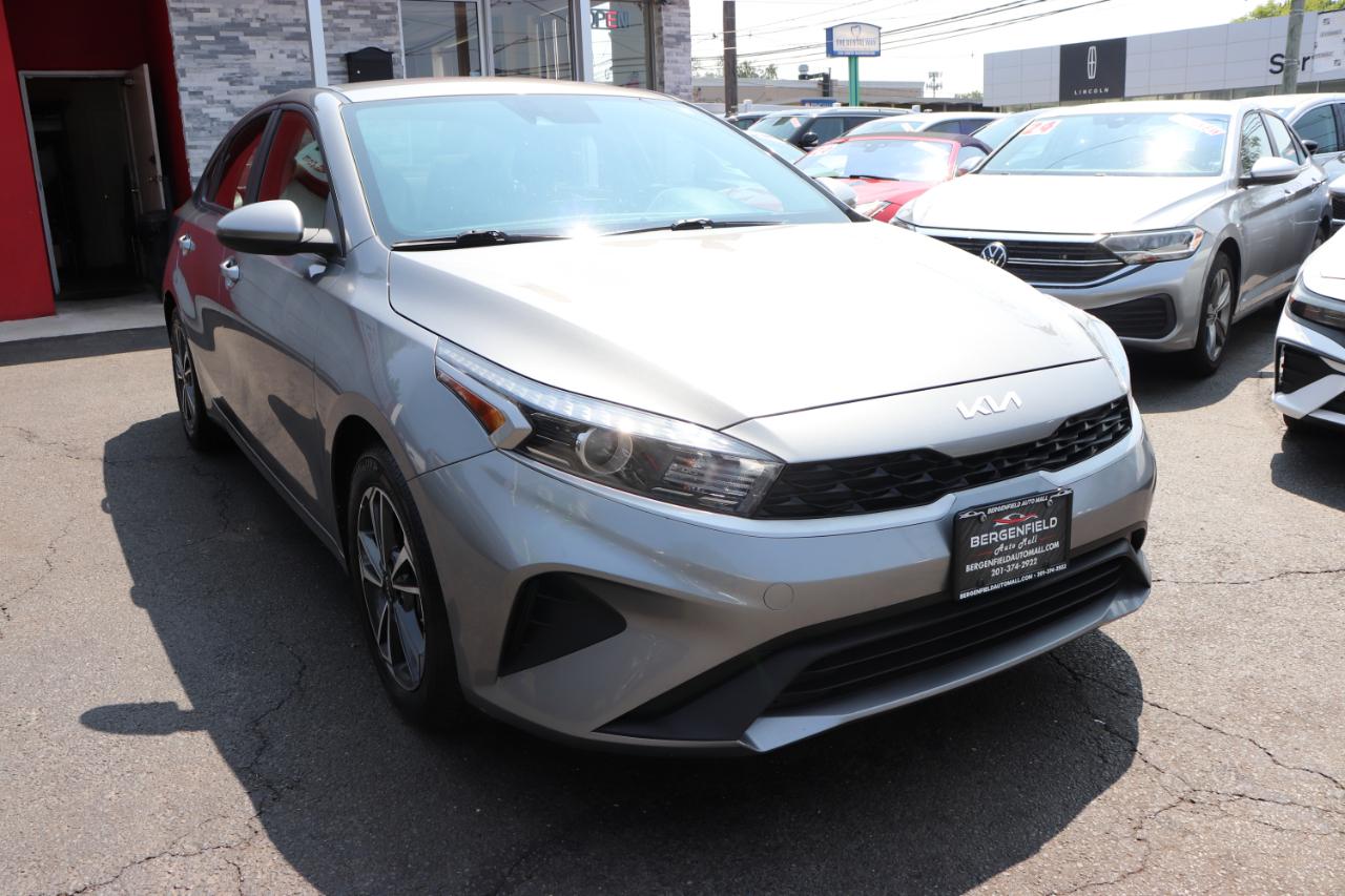 Kia Forte LXS IVT 2024
