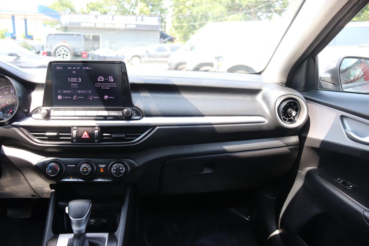 Kia Forte LXS IVT 2024