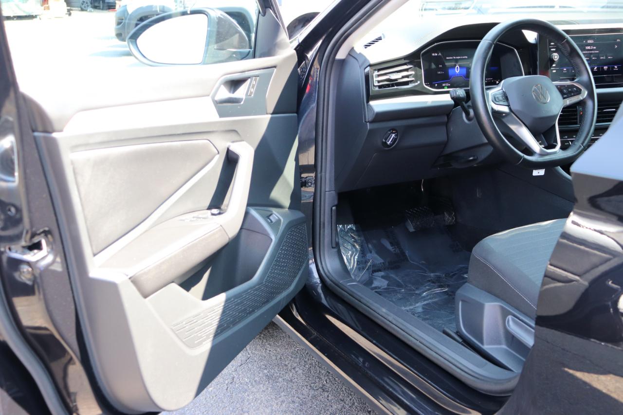 Volkswagen Jetta S Auto 2025