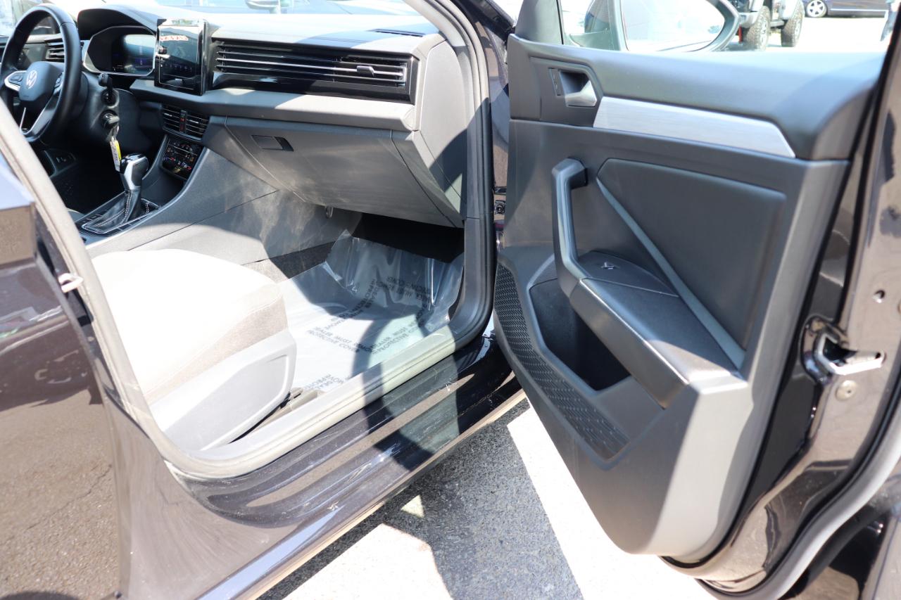 Volkswagen Jetta S Auto 2025