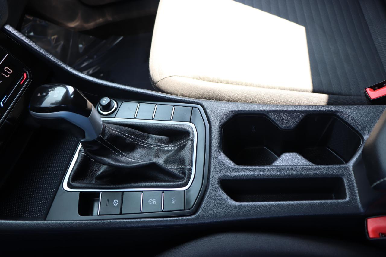 Volkswagen Jetta S Auto 2025