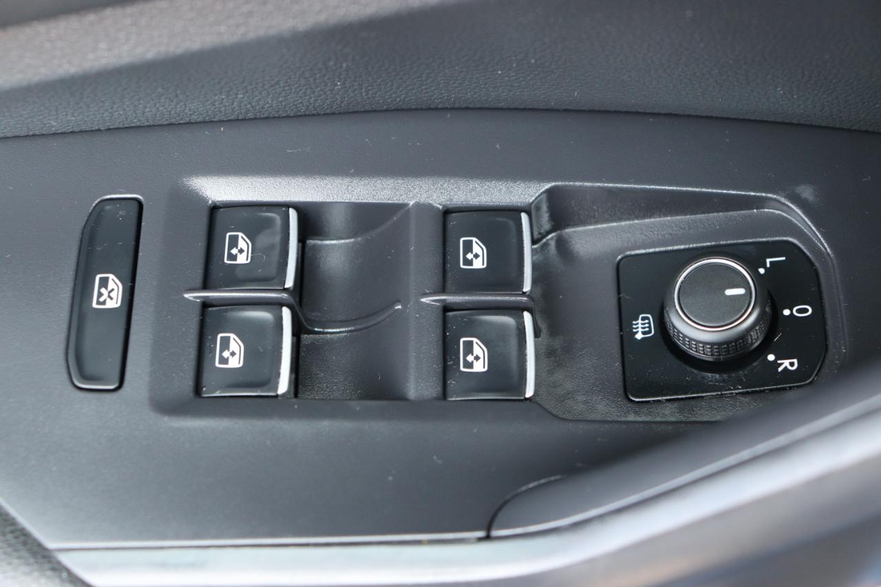 Volkswagen Jetta S Auto 2025