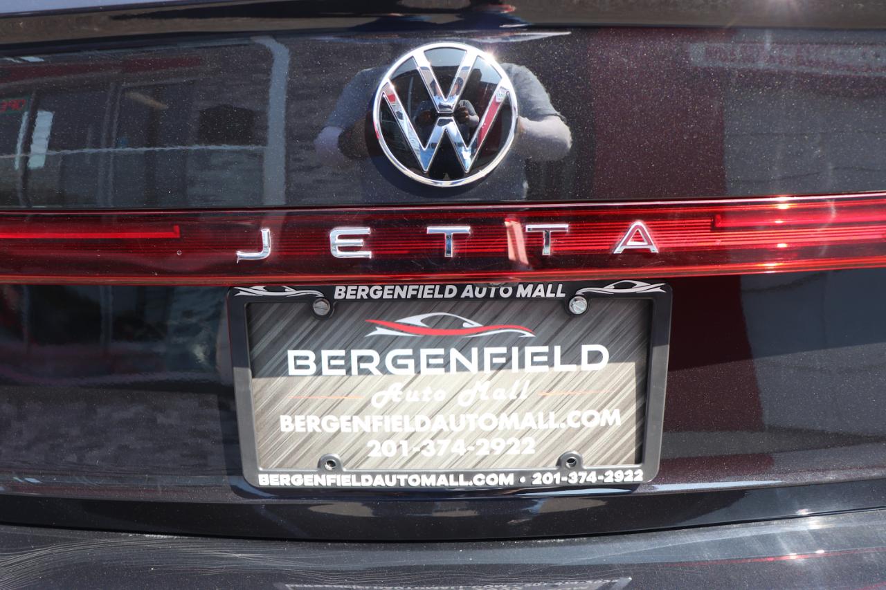 Volkswagen Jetta S Auto 2025