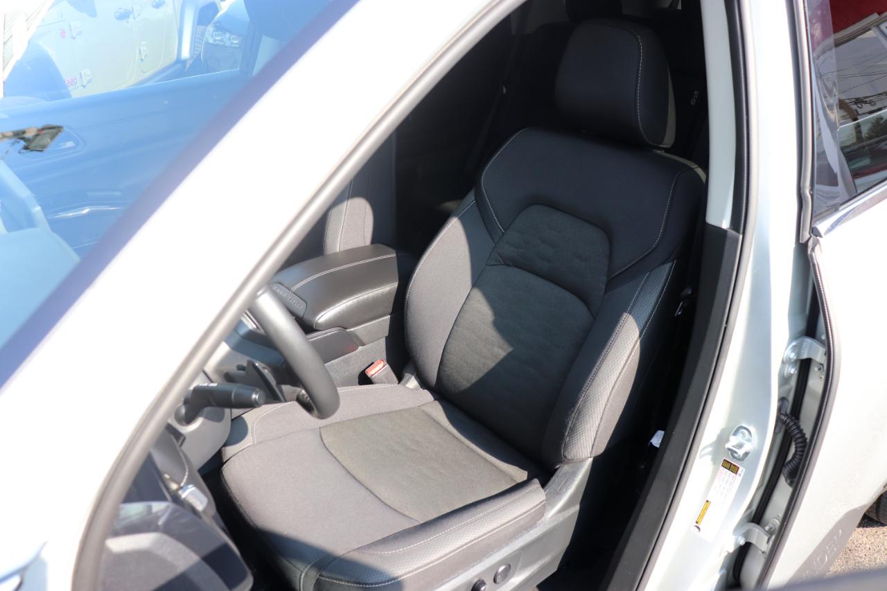 Nissan Pathfinder SV 4WD 2025