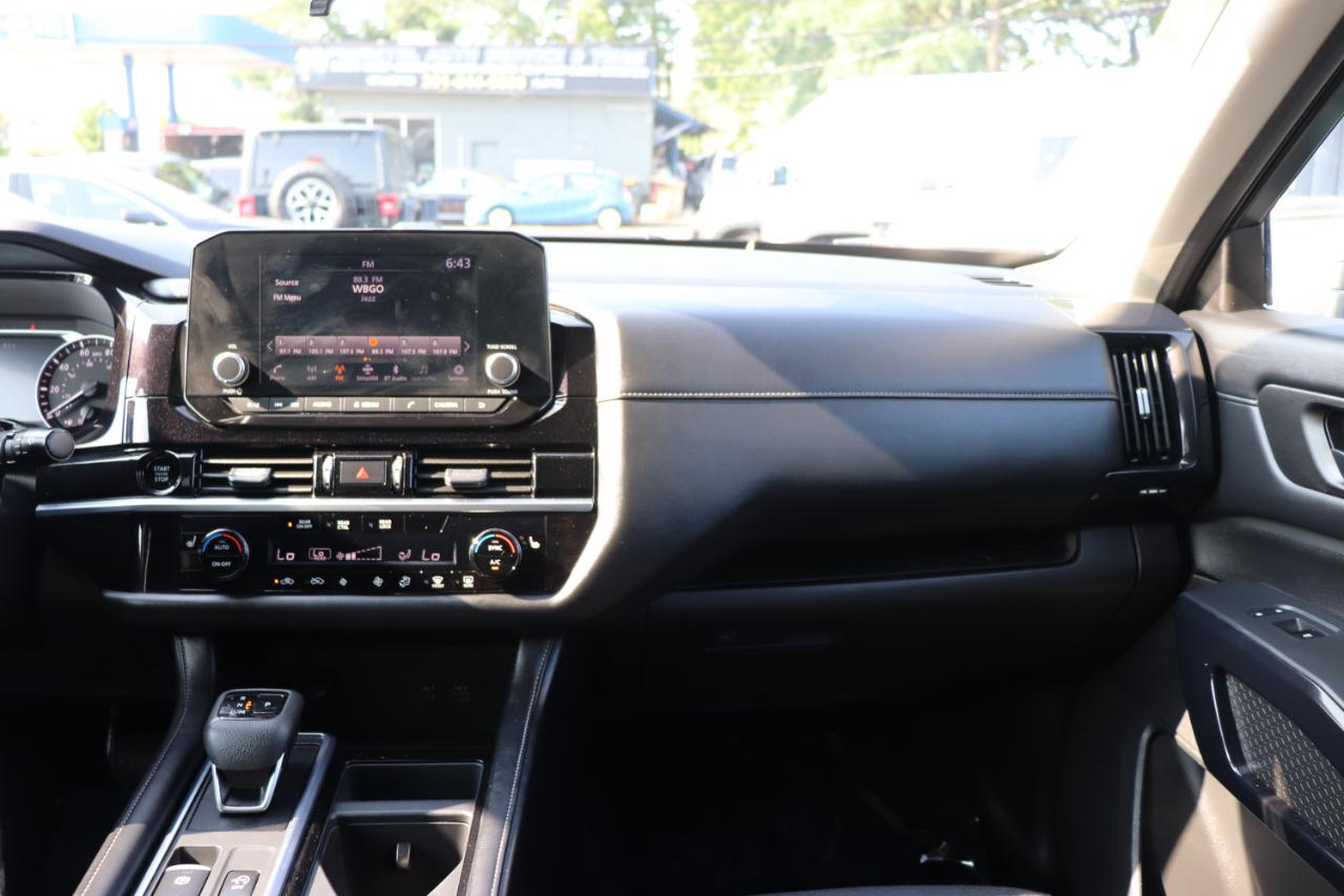 Nissan Pathfinder SV 4WD 2025