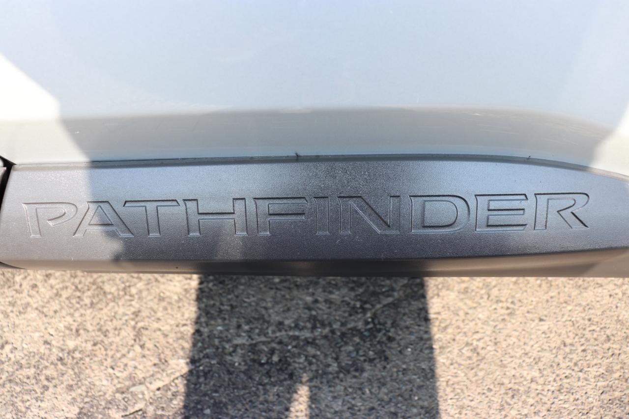 Nissan Pathfinder SV 4WD 2025