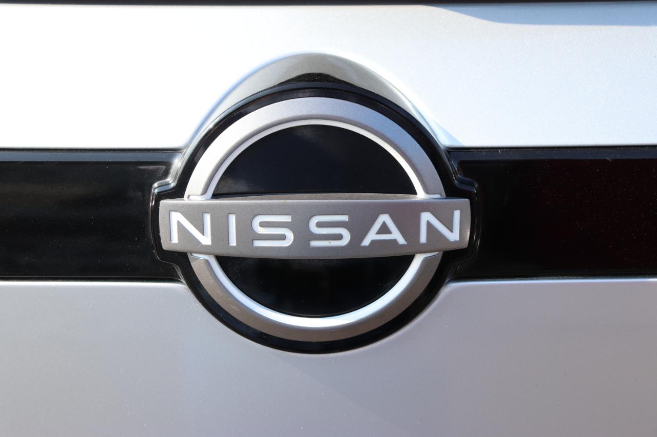 Nissan Pathfinder SV 4WD 2025