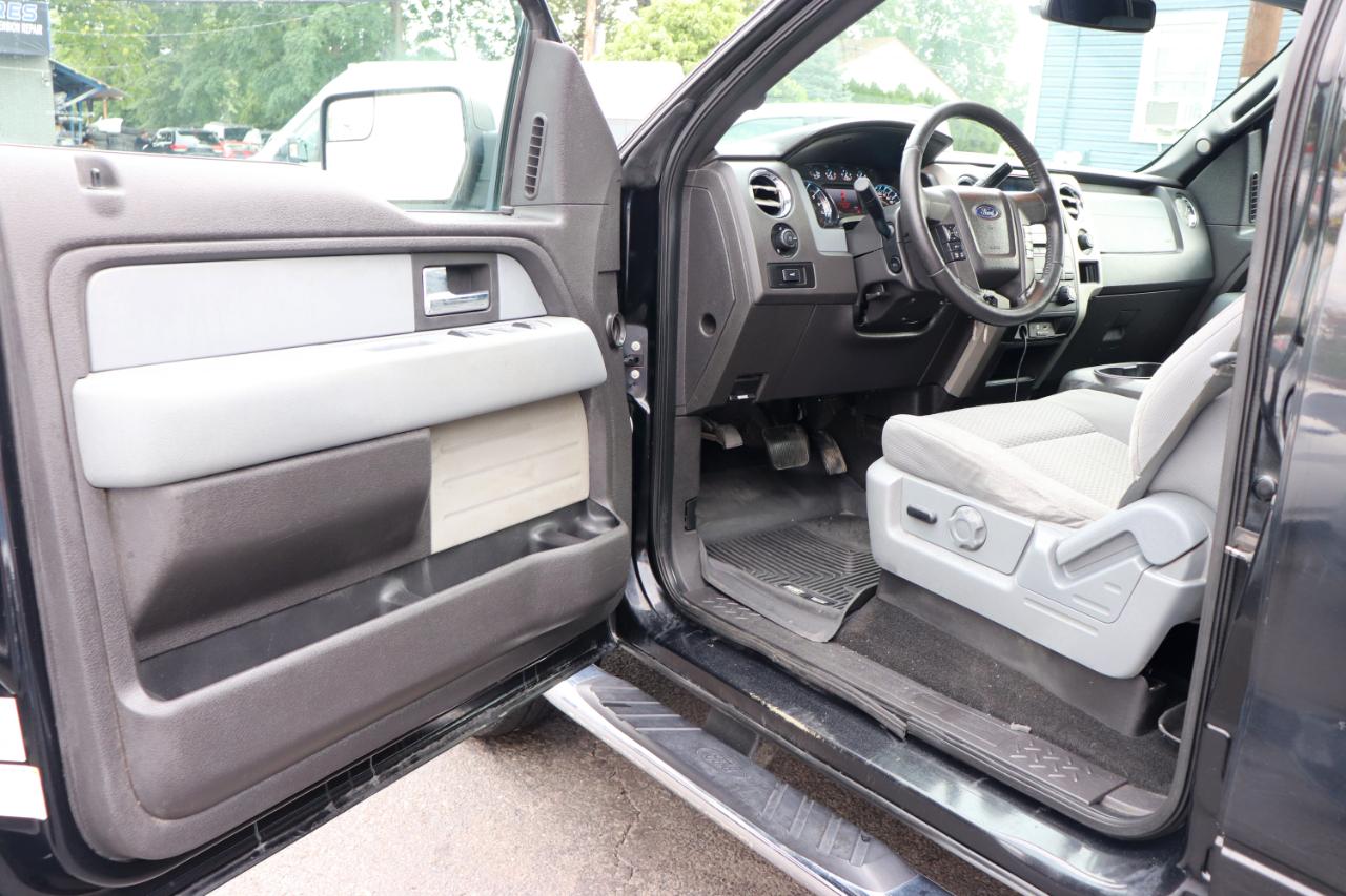 Ford F-150 4WD SuperCrew 145" XLT 2012