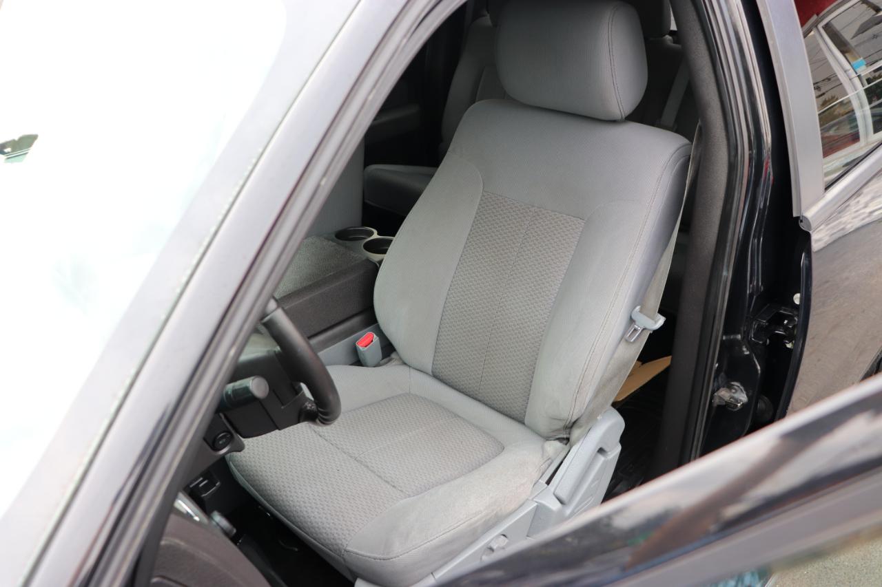 Ford F-150 4WD SuperCrew 145" XLT 2012