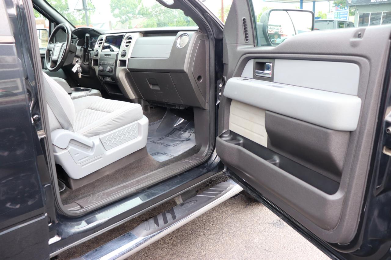 Ford F-150 4WD SuperCrew 145" XLT 2012