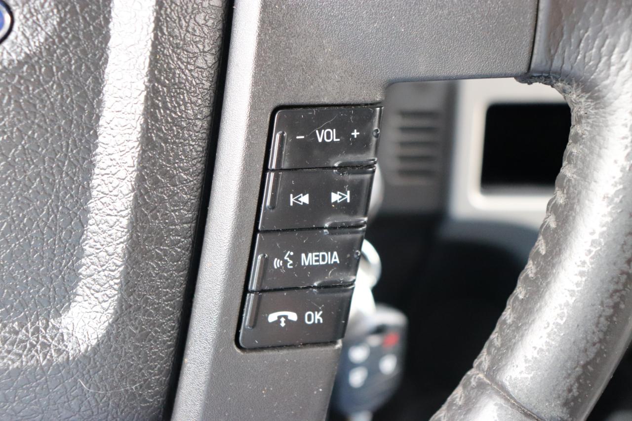 Ford F-150 4WD SuperCrew 145" XLT 2012