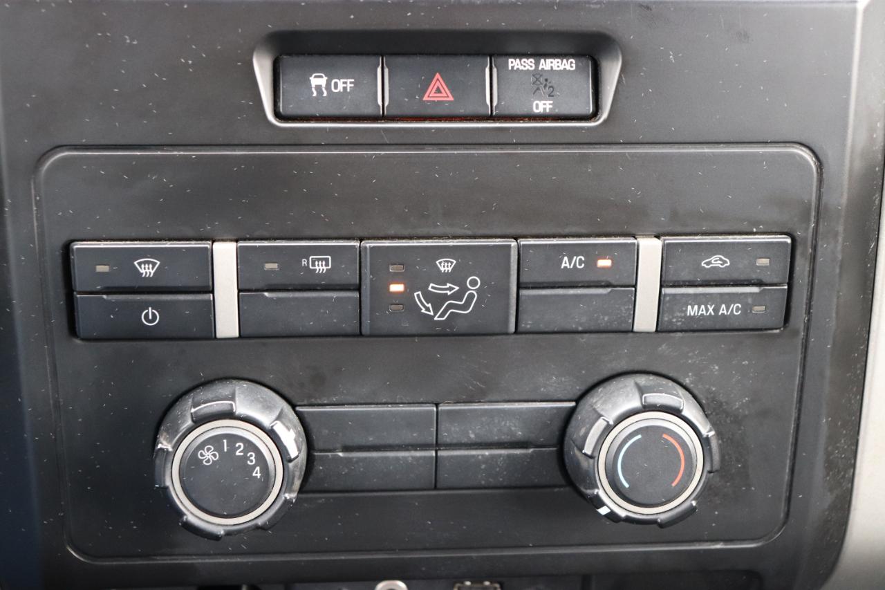 Ford F-150 4WD SuperCrew 145" XLT 2012