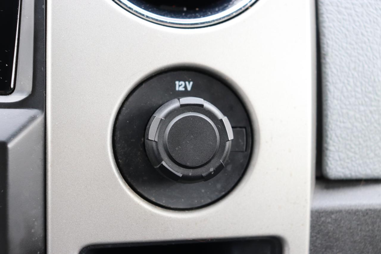 Ford F-150 4WD SuperCrew 145" XLT 2012