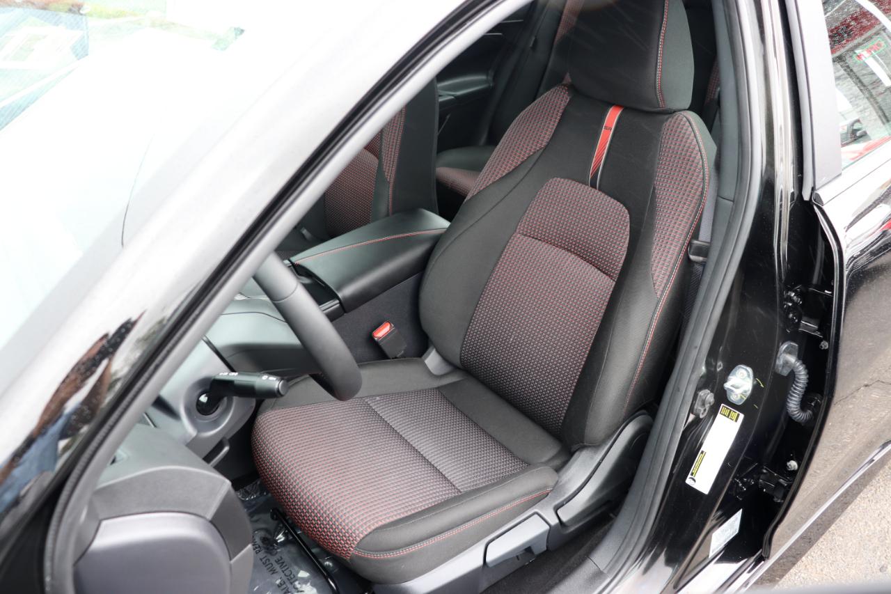 Nissan Sentra SR Sedan 2026