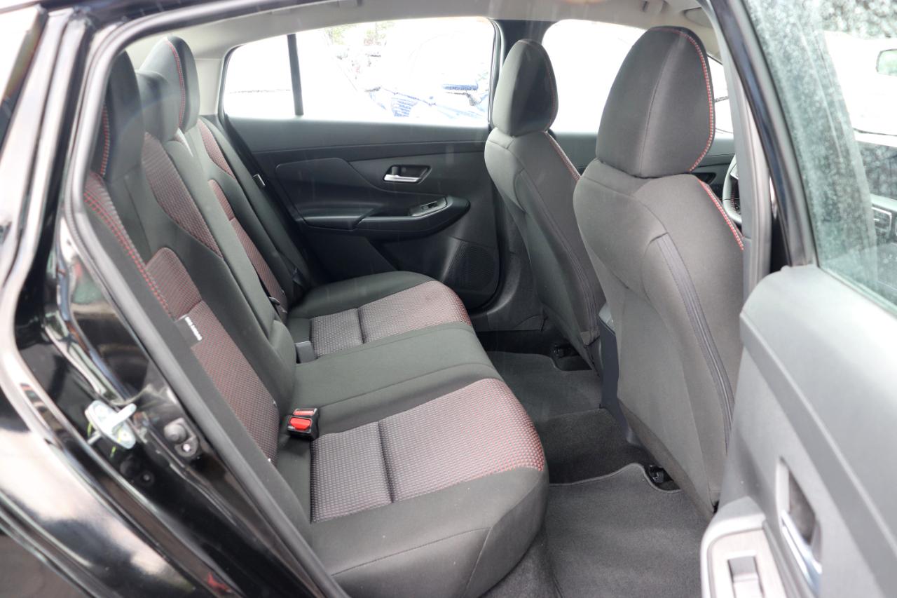 Nissan Sentra SR Sedan 2026