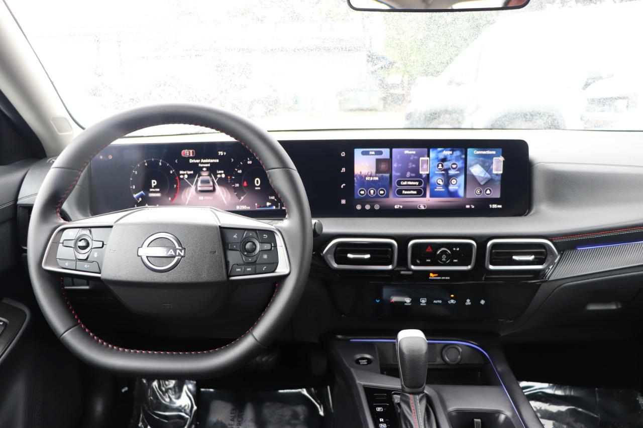 Nissan Sentra SR Sedan 2026