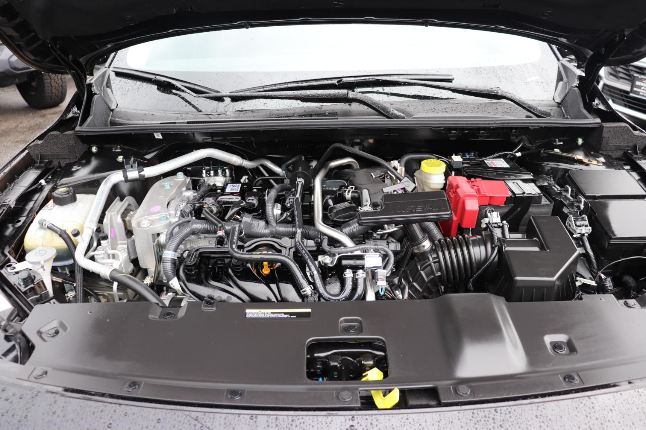 Nissan Sentra SR Sedan 2026