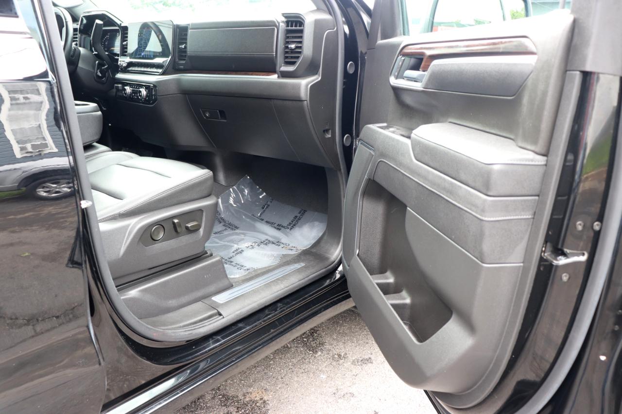 GMC Sierra 1500 4WD Crew Cab 147" SLT 2026