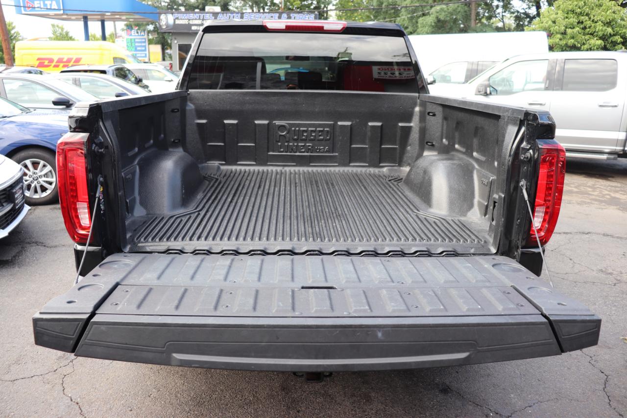 GMC Sierra 1500 4WD Crew Cab 147" SLT 2026