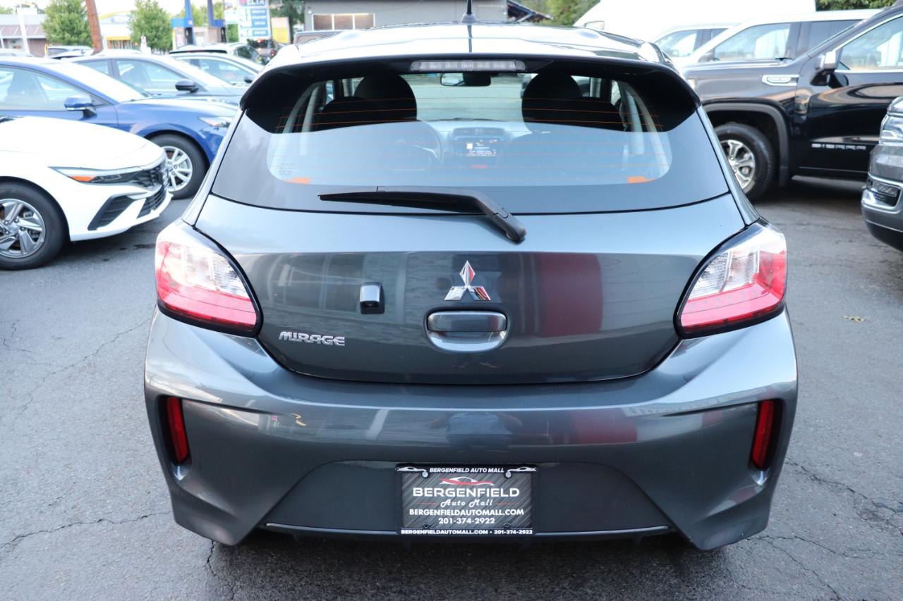 Mitsubishi Mirage ES CVT 2024