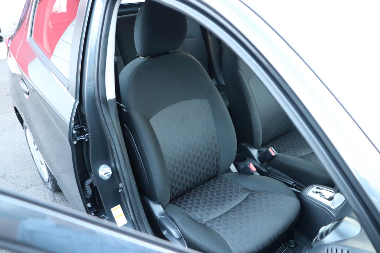 Mitsubishi Mirage ES CVT 2024