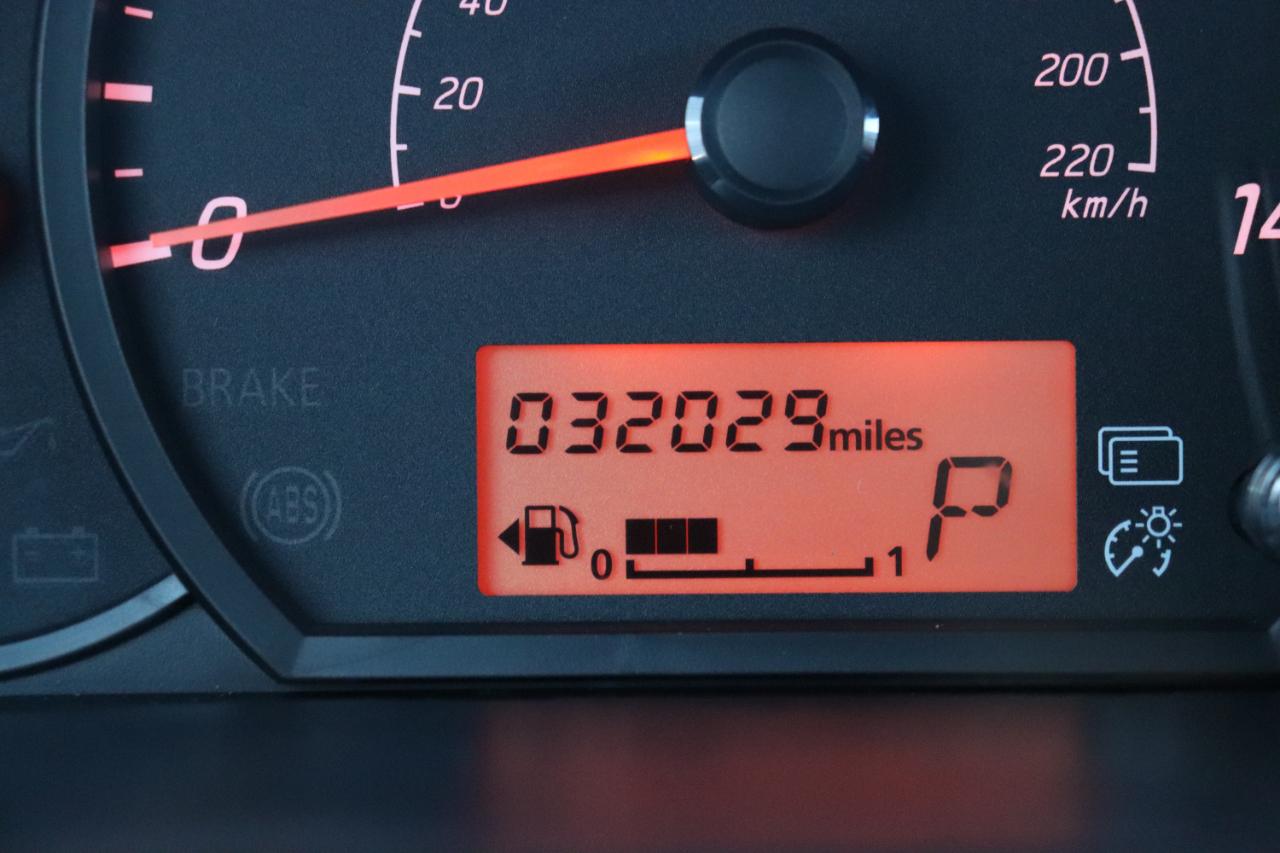 Mitsubishi Mirage ES CVT 2024