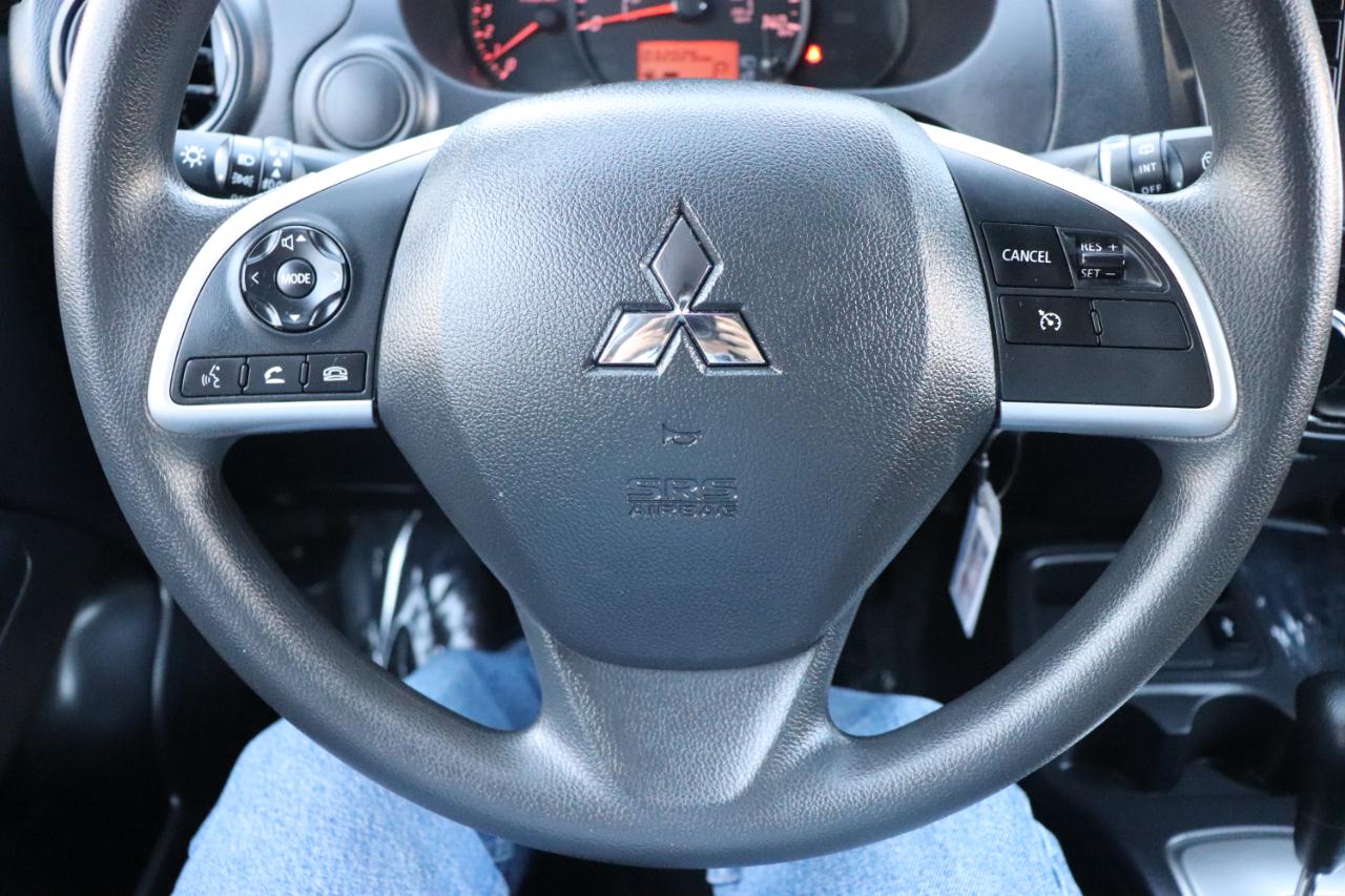 Mitsubishi Mirage ES CVT 2024