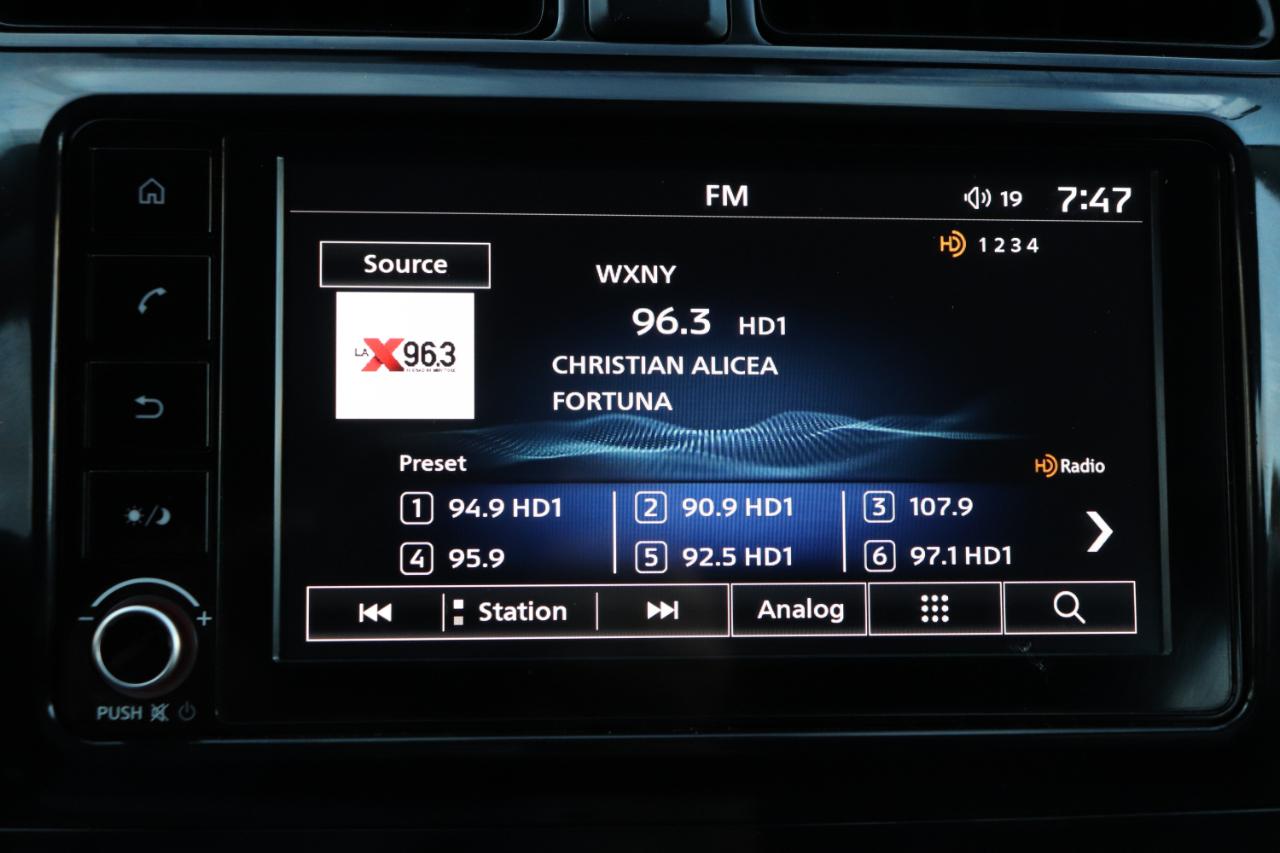 Mitsubishi Mirage ES CVT 2024