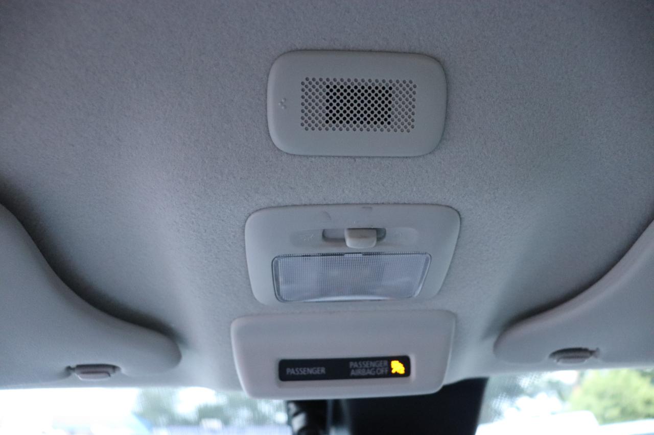 Mitsubishi Mirage ES CVT 2024