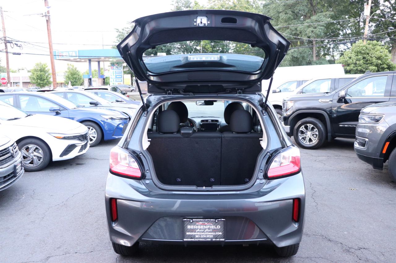 Mitsubishi Mirage ES CVT 2024