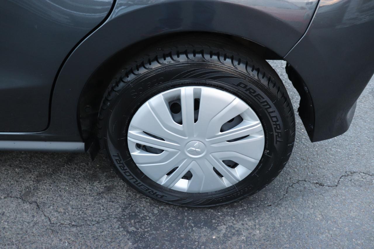Mitsubishi Mirage ES CVT 2024
