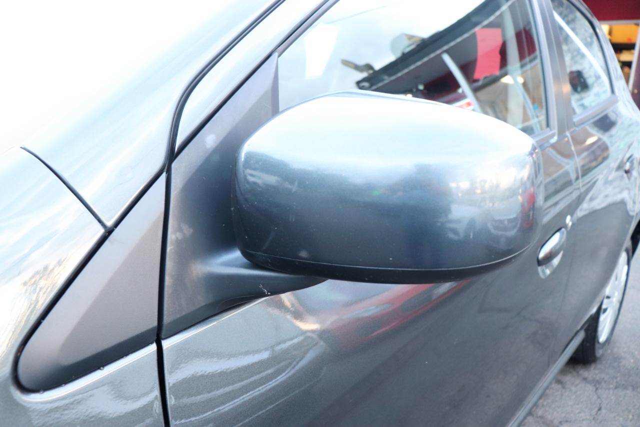 Mitsubishi Mirage ES CVT 2024