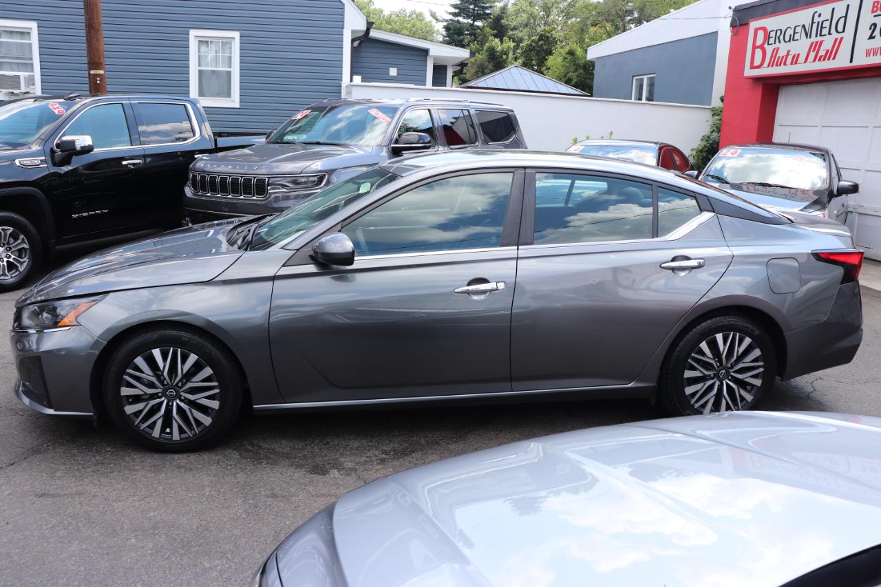 Nissan Altima 2.5 SV Sedan 2023