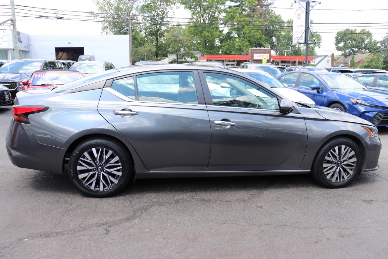 Nissan Altima 2.5 SV Sedan 2023