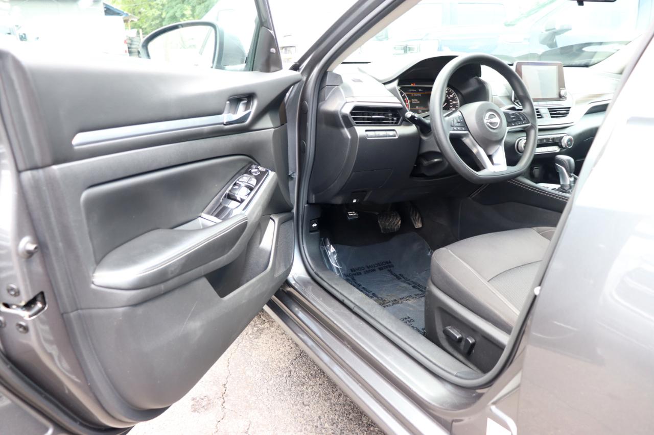 Nissan Altima 2.5 SV Sedan 2023