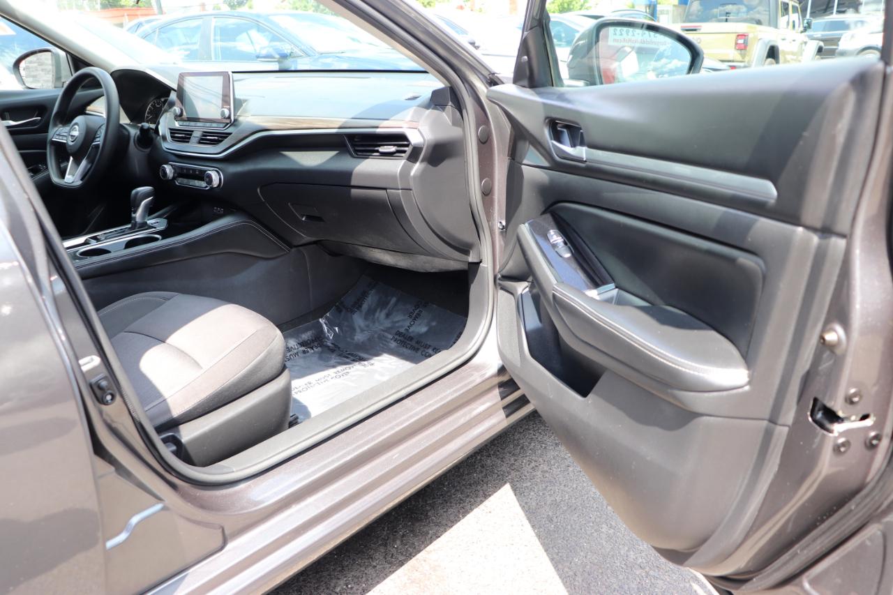 Nissan Altima 2.5 SV Sedan 2023
