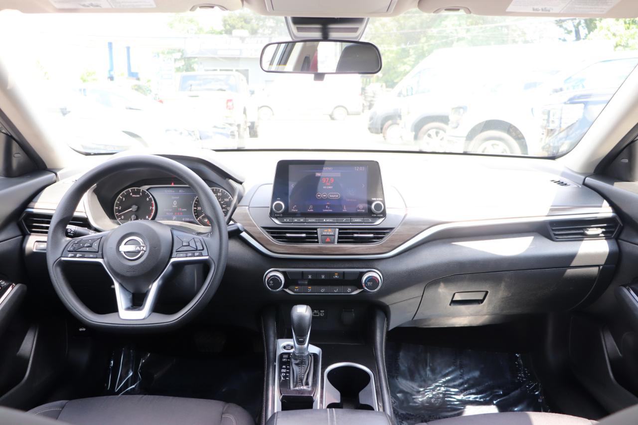 Nissan Altima 2.5 SV Sedan 2023