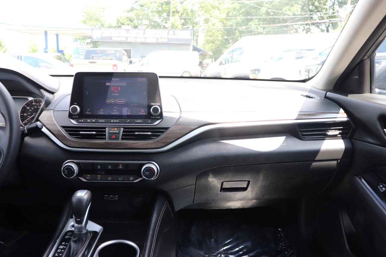 Nissan Altima 2.5 SV Sedan 2023
