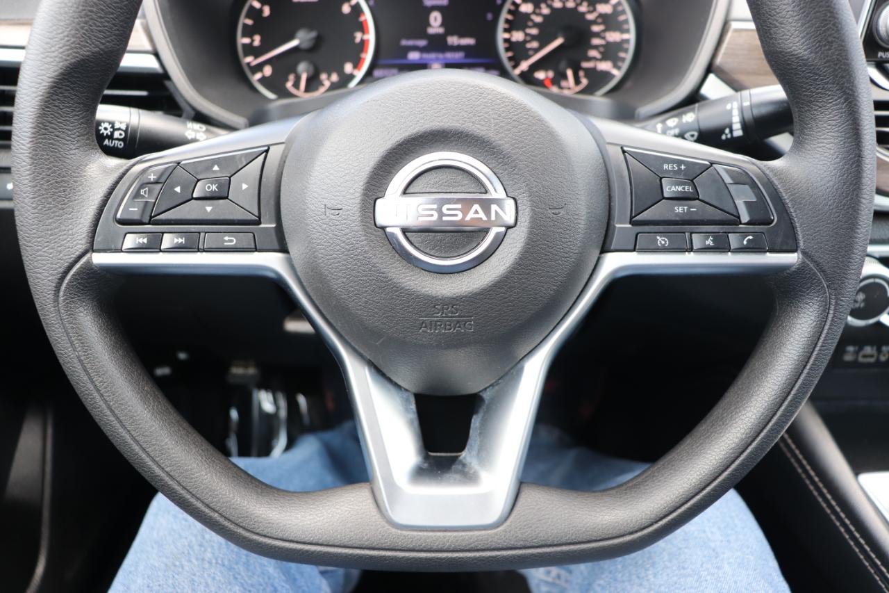Nissan Altima 2.5 SV Sedan 2023