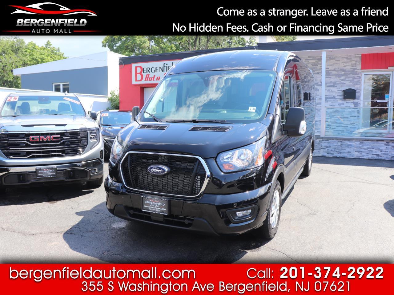 2025 Ford Transit Passenger Wagon T-350 148" Med Roof XLT RWD