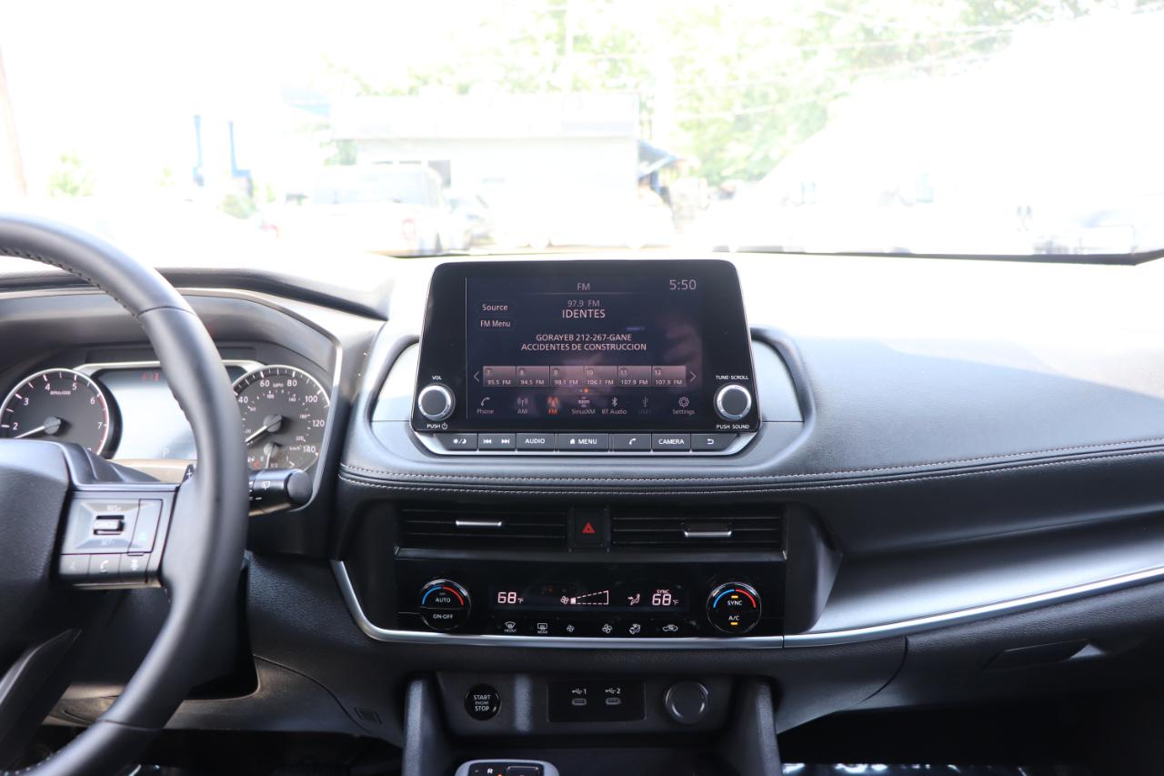 Nissan Rogue AWD SV *Ltd Avail* 2026